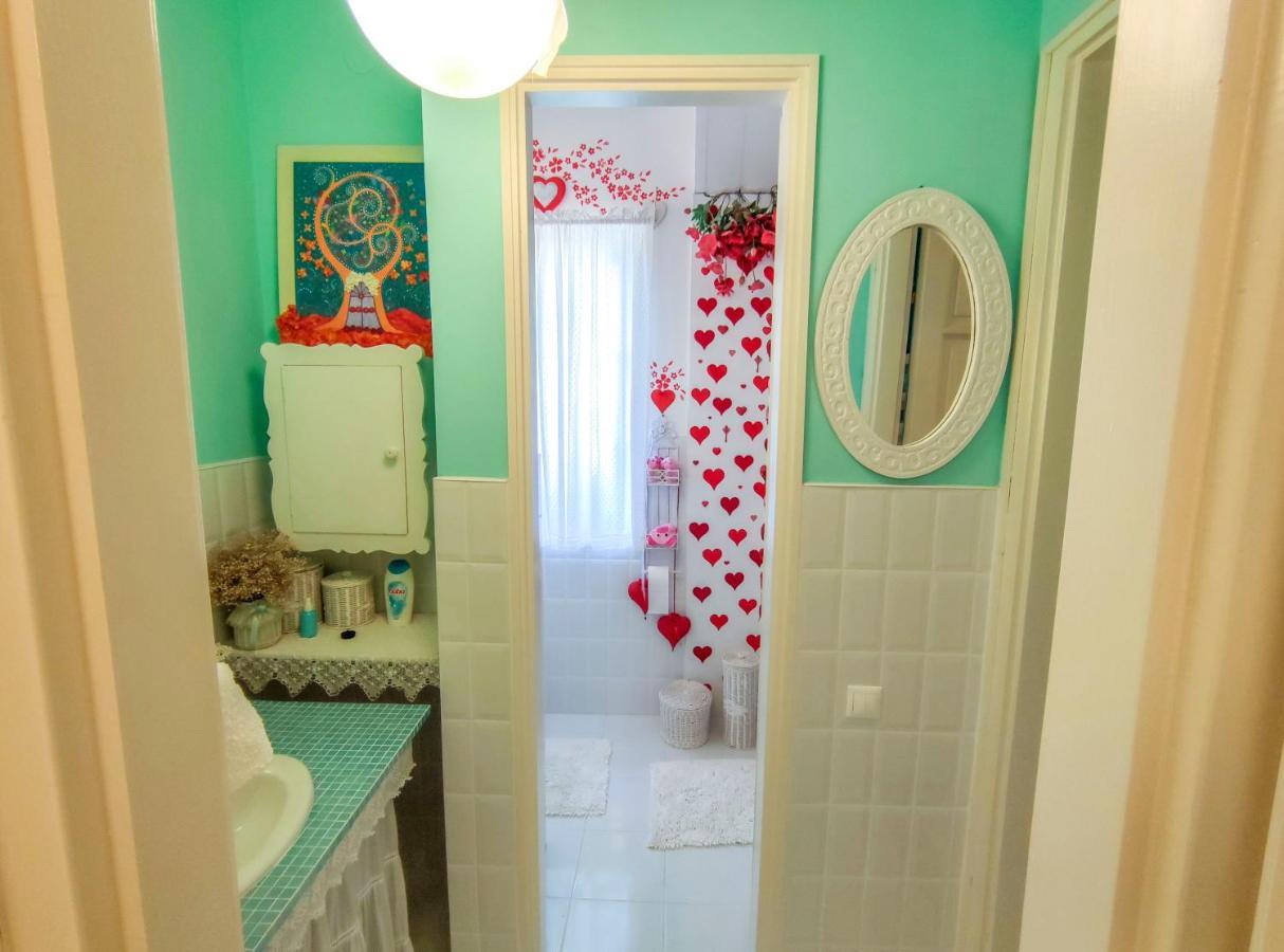Feher Tulipan Apartman Hotell Debrecen Eksteriør bilde