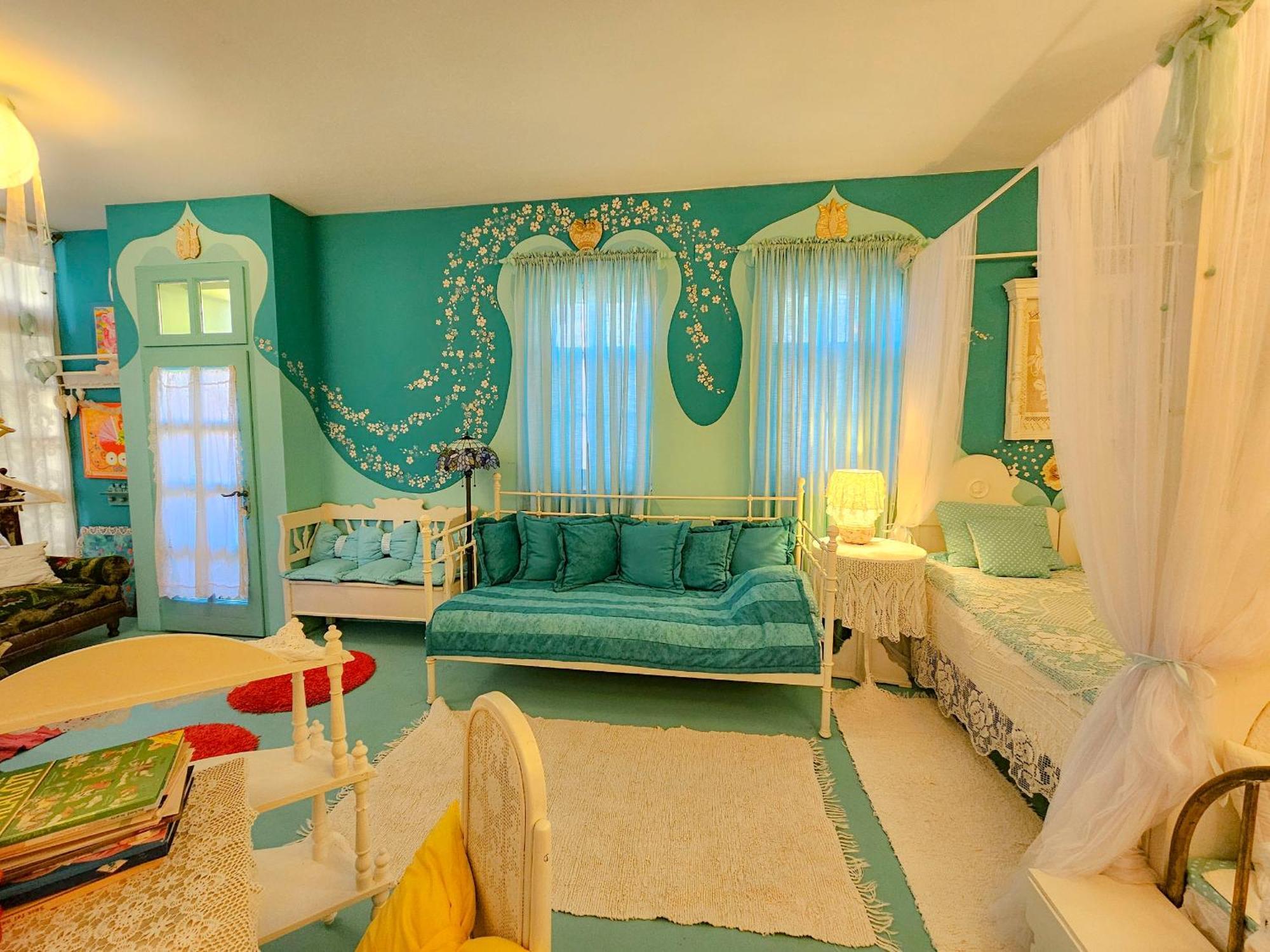 Feher Tulipan Apartman Hotell Debrecen Eksteriør bilde